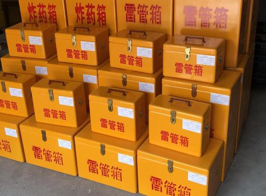 官渡玻璃钢雷管箱的使用寿命一般是多少？