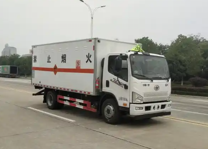 官渡爆破器材运输车可以上高速吗？